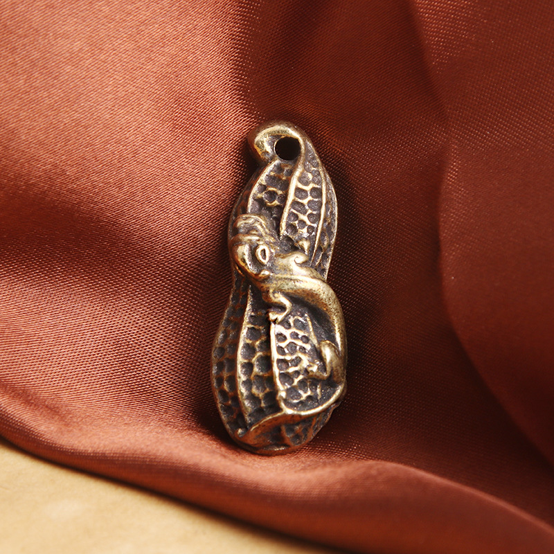 Antique Brass Pixiu Peanut Car - огляд і ціна Wedding Supply Vendor
