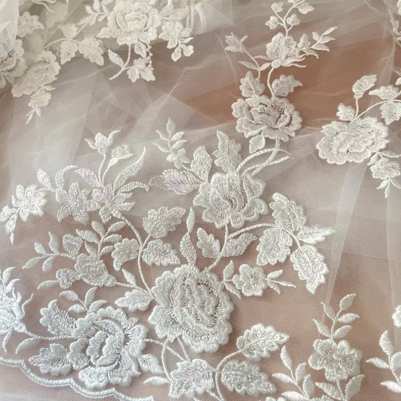 French Embroidered Lace Fabric - огляд і ціна Wedding Dress Supply