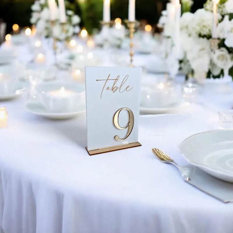 Wedding Table Numbers for Cere - огляд і ціна Table Number Gold